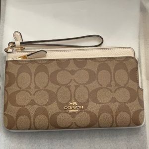 Coach Signature PVC DBL ZIP WALLET